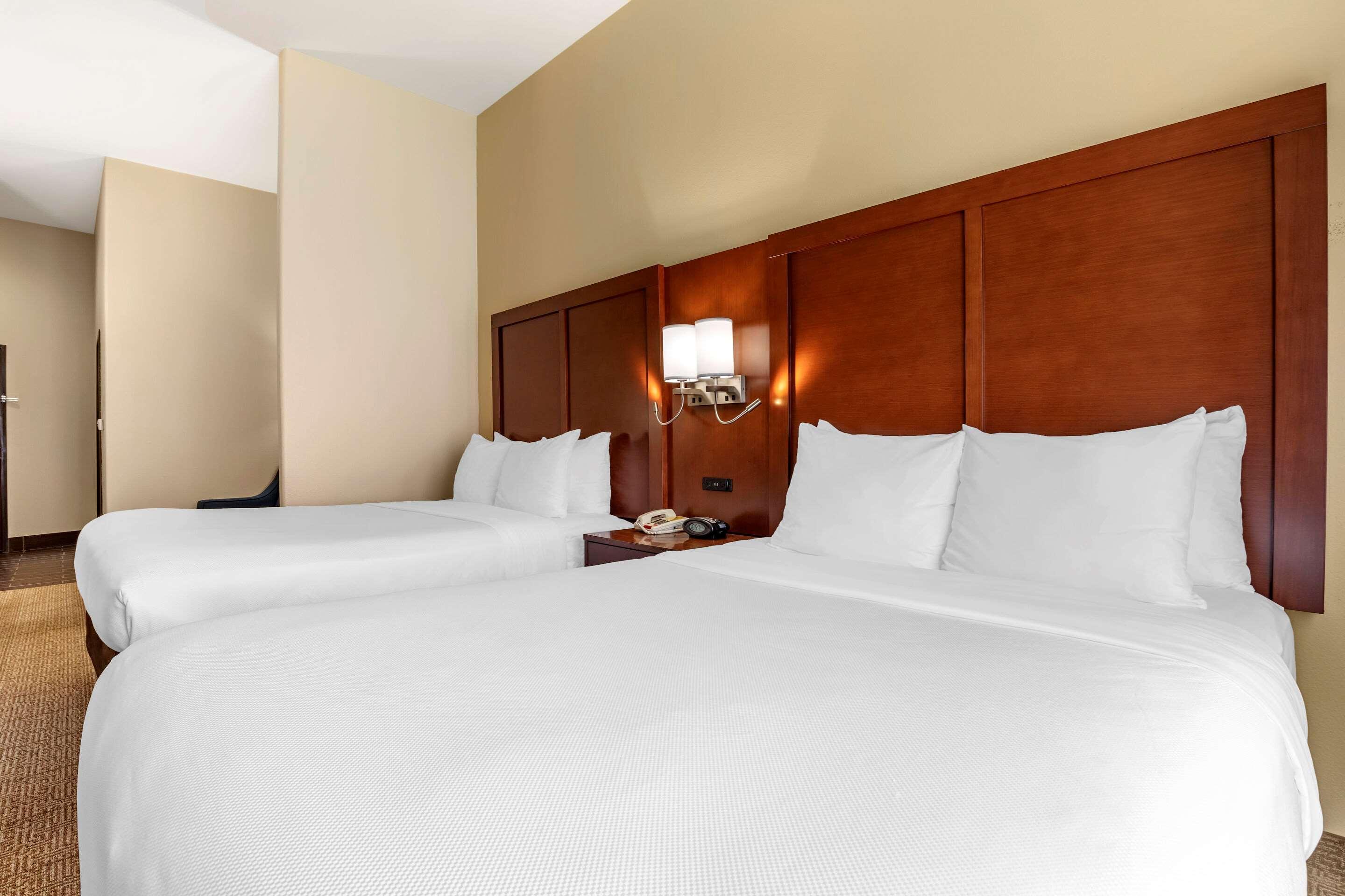 Comfort Suites West Dallas - Cockrell Hill Bagian luar foto