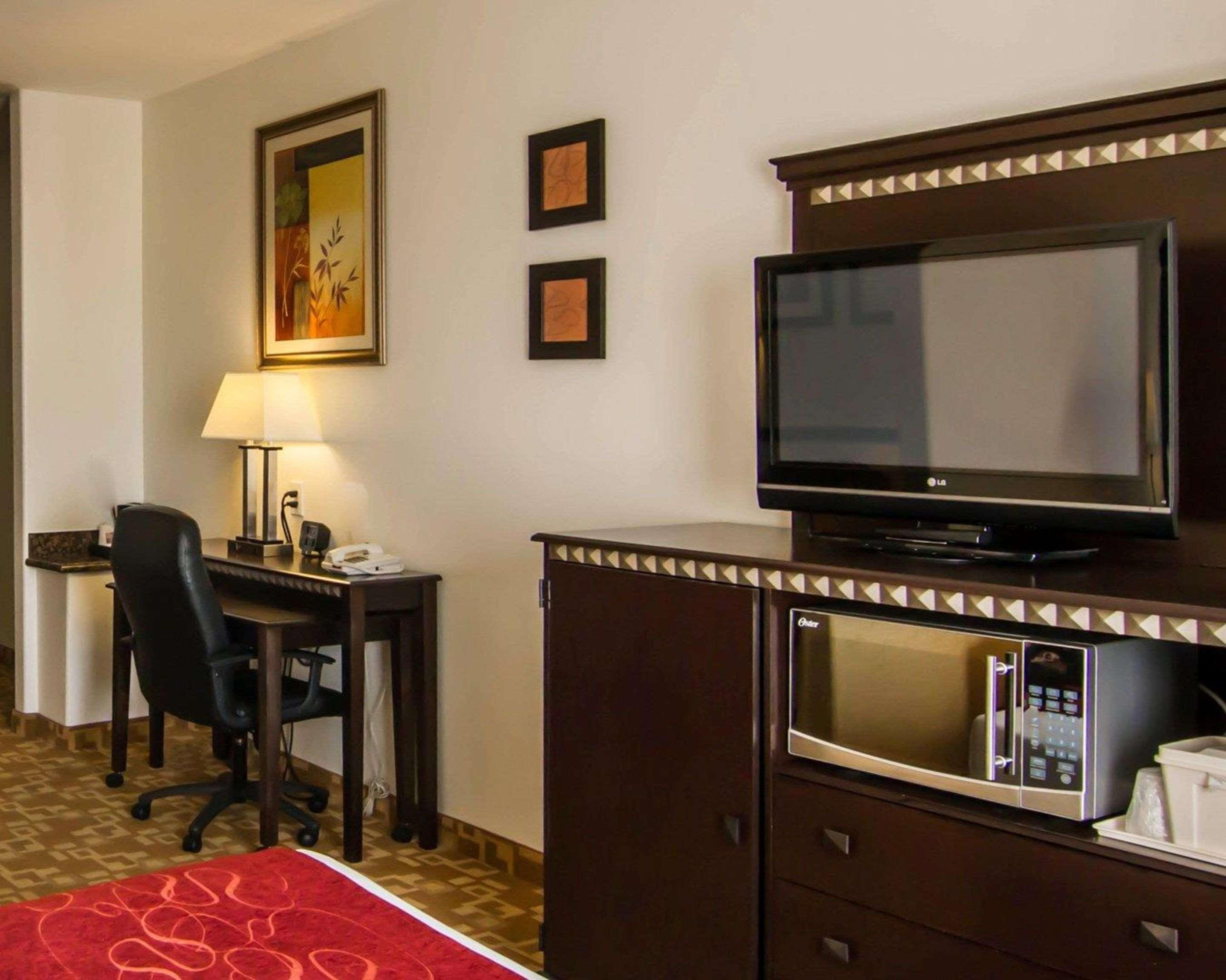 Comfort Suites West Dallas - Cockrell Hill Bagian luar foto