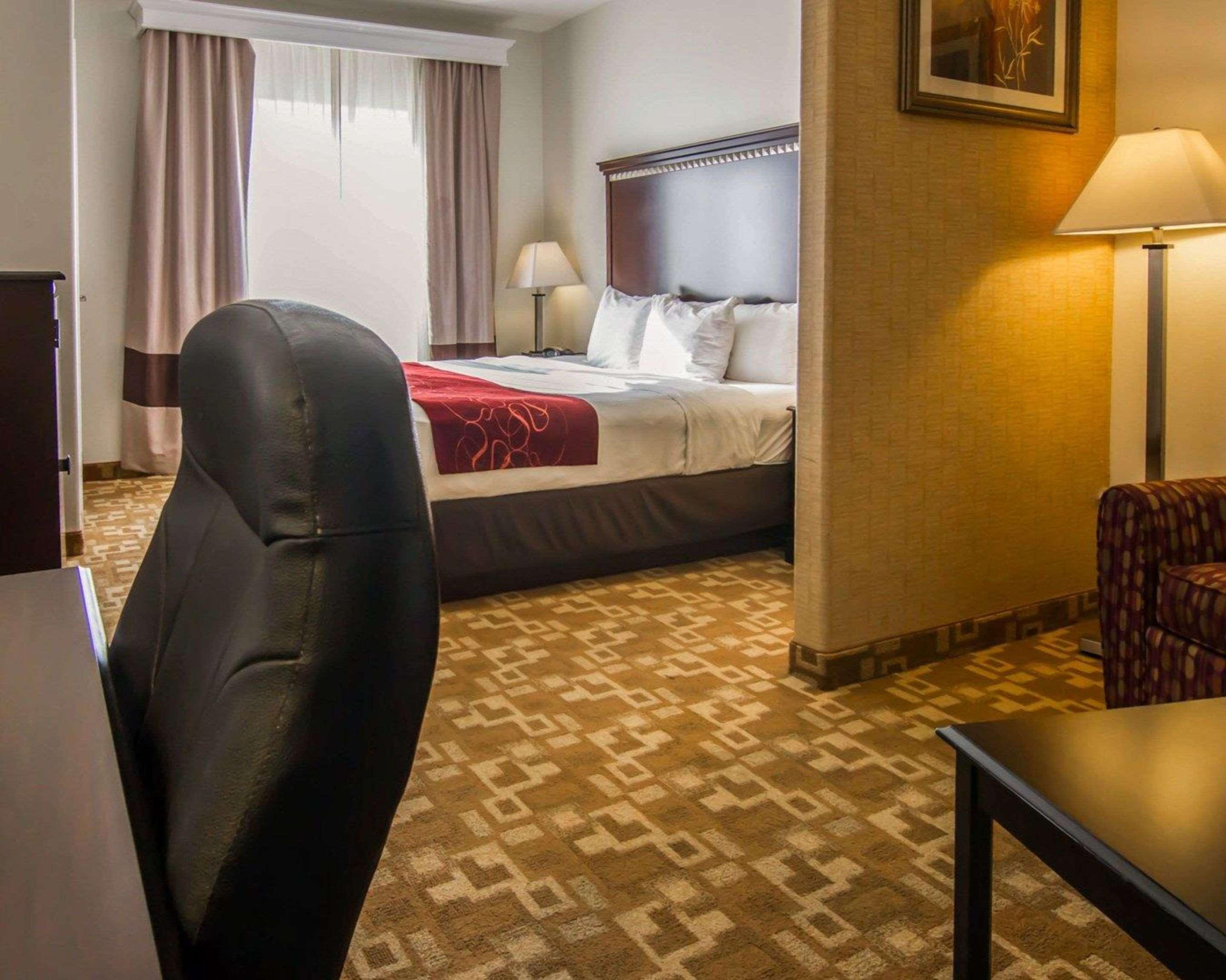 Comfort Suites West Dallas - Cockrell Hill Bagian luar foto