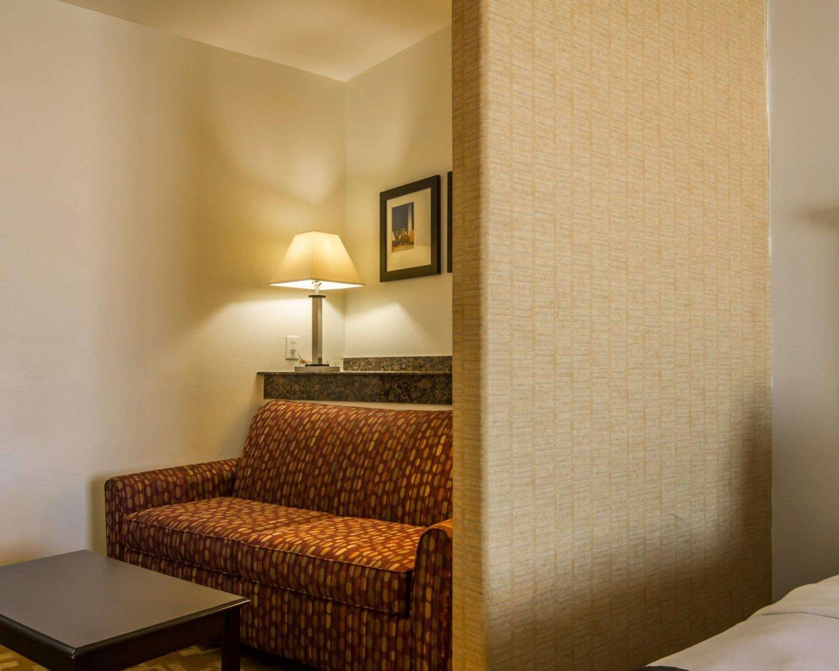 Comfort Suites West Dallas - Cockrell Hill Bagian luar foto
