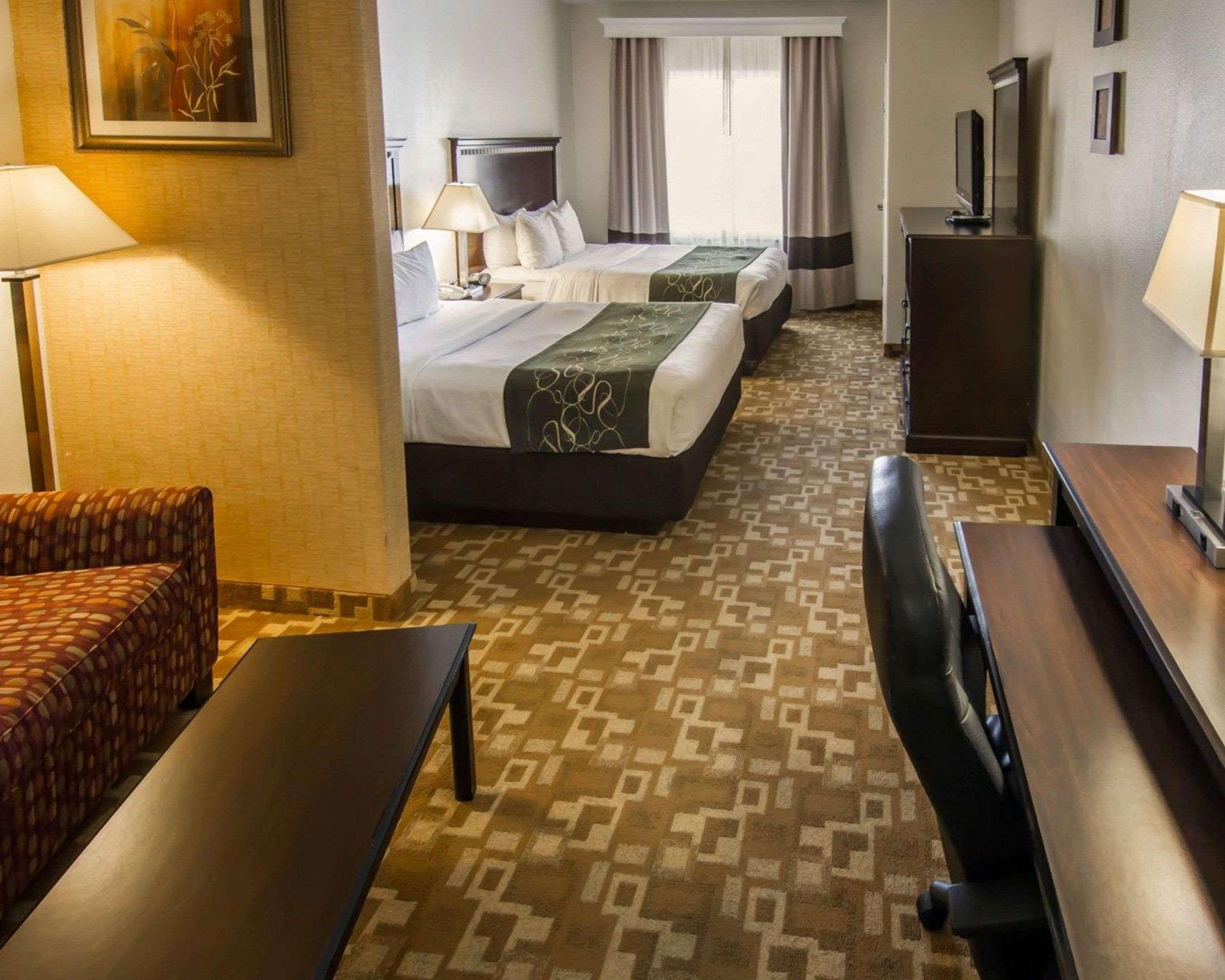 Comfort Suites West Dallas - Cockrell Hill Bagian luar foto