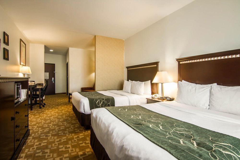 Comfort Suites West Dallas - Cockrell Hill Bagian luar foto