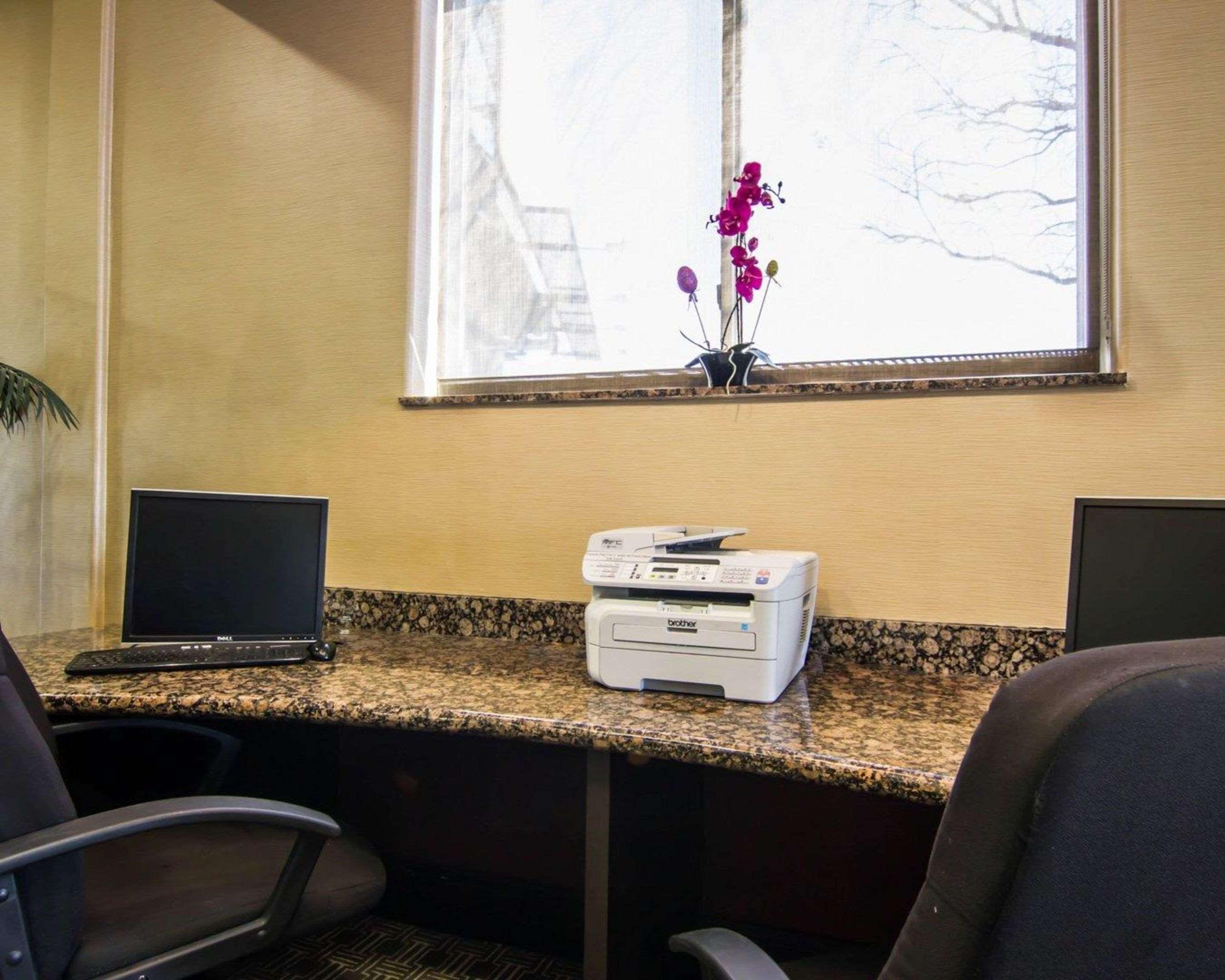 Comfort Suites West Dallas - Cockrell Hill Bagian luar foto